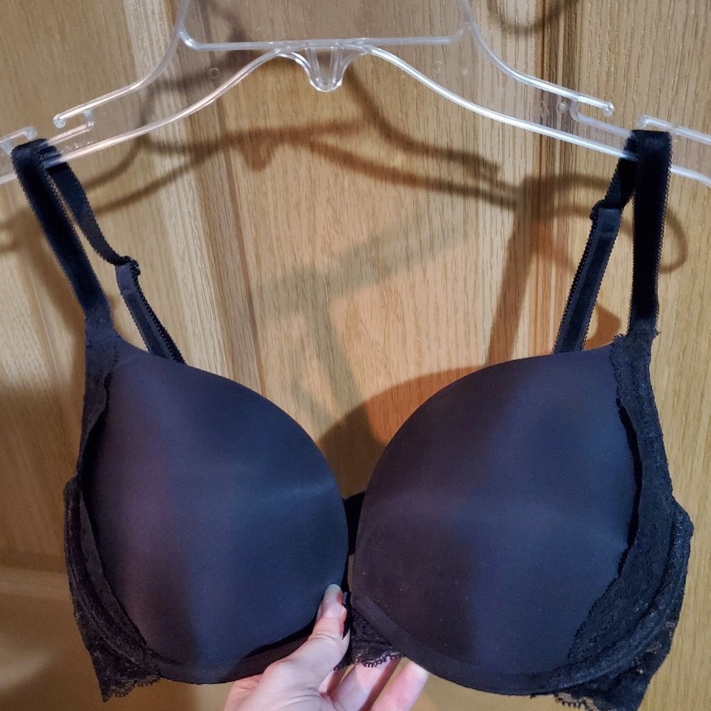 Victoria's Secret Dream Angels Push-up Bra in Black US 32DD